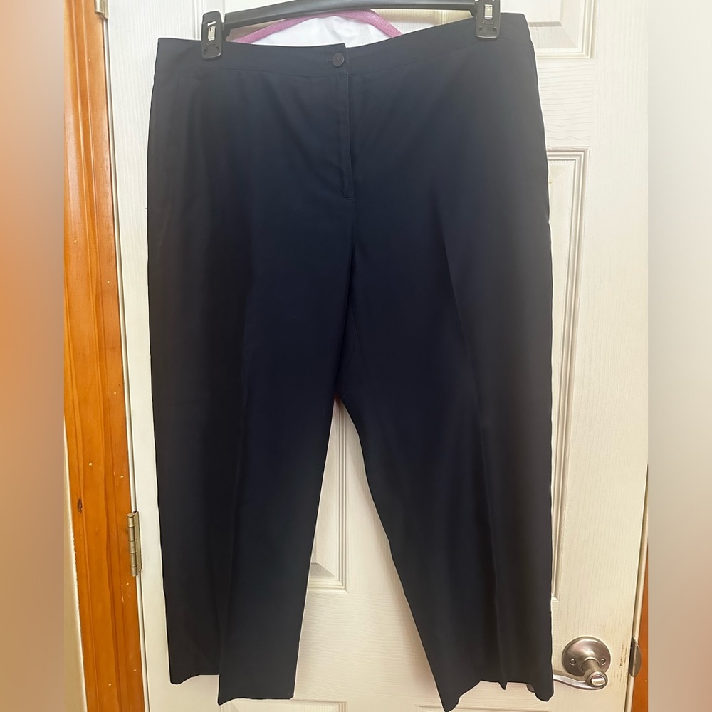 Liz Claiborne cropped dressy slacks